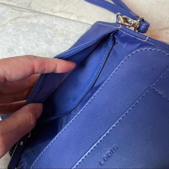 Lodis Royal Blue Leather Bifold Wallet Wristlet Clutch Removable Strap - Picture 4 of 9